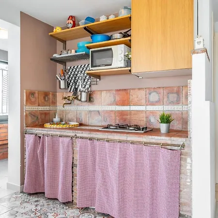 Apartment Seafront Apt With View In Aci Castello